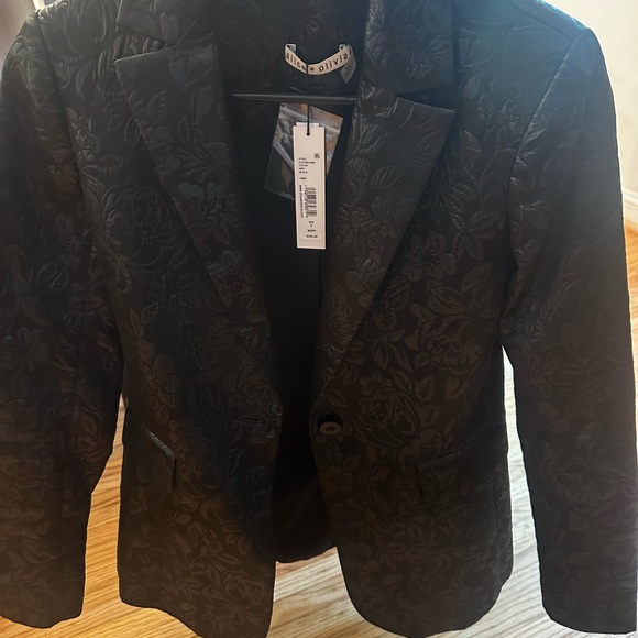 NWT Alice + Olivia by Stacy Bendet Macey Black Brocade Blazer Jacket Size 2 - Picture 2 of 4